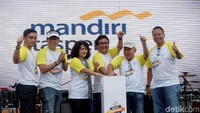 Jajaran direksi dari Bank Mantap hadir dan memeriahkan beragam acara yang disajikan dalam ajang event Festival Mantap Indonesia di Jakarta, Minggu (28/1/2018). 