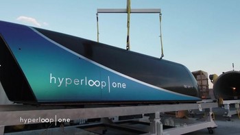 Maka ia mengetengahkan konsep hyperloop dan menggagas perusahaan bernama Hyperloop One. Foto: Ist/Internet