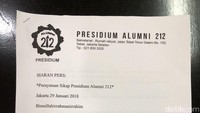 Presidium Alumni 212 pun mengeluarkan pernyataan sikap, di antaranya tak mengakui Persaudaraan Alumni 212, dalam pernyataan tersebut juga membantah soal rencana kepulangan Habib Rizieq dari Arab Saudi. Keputusan ini disebut sebagai tindak lanjut hasil rapat Pendiri Presidium Alumni 212 pada tanggal 22 Januari di Jakarta dan rapat evaluasi Presidium Alumni 212 tanggal 28 Januari. (Foto: Kanavino/detikcom)