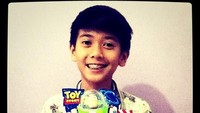 Iqbaal kecil nih. Ini awal-awal dia muncul di dunia hiburan. Foto: Instagram Fildza Hasnamudhia