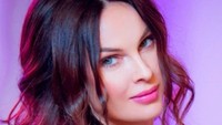 Volkova  adalah sosialita yang kini tinggal di London, Inggris.
