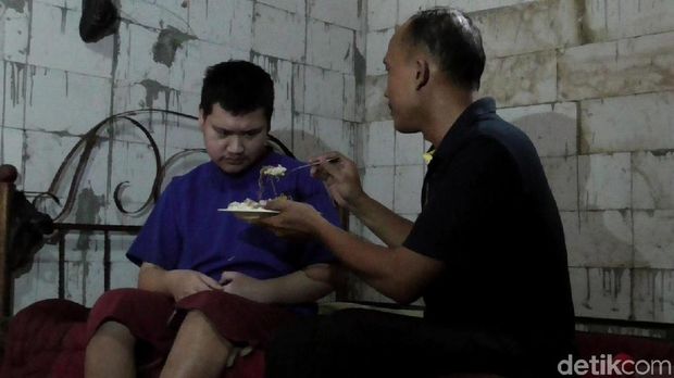 Kerap Mengamuk, Pemuda di Pekalongan Ini Dirantai