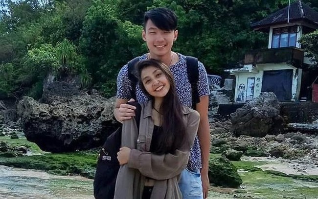 Pebasket Vincent Rivaldi Kosasih dikenal sebagai Big Man juga pemain kunci Indonesia. Ia memiliki pasangan bernama Anelya. Foto: Instagram