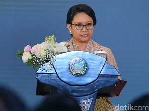 Pelawak RI Diadili di Hong Kong, Menlu: Patuhi Aturan Setempat