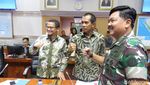 Foto: Marsekal Hadi Berseragam Loreng Saat Rapat Perdana di DPR