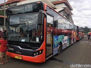 Ditolak Sopir Angkot, TransJ Tanah Abang Explorer Tak Beroperasi
