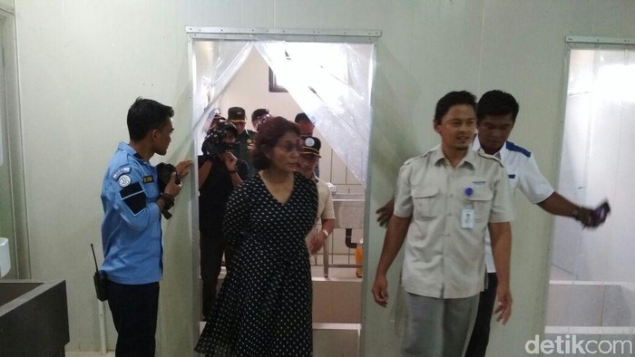 Pulang dari Natuna Susi Mau Bertemu Jokowi, Bahas Apa?
