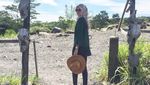 Foto: Gaya Traveling Pramugari Calon Istri Tommy Kurniawan