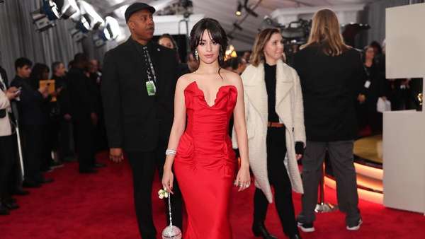 Camila Cabello yang Makin Seksi Camila Cabello yang Makin Seksi