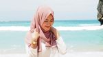 Foto: Gaya Traveling Pramugari Calon Istri Tommy Kurniawan