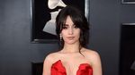 Yuk! Intip Camila Cabello Make Up Sebelum Manggung