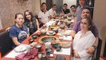 Intip Keseruan Momo Geisha Cicip Makanan Enak Saat Traveling