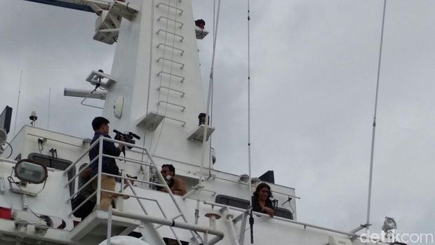Susi mengecek kapal pengawasan perikanan KKP