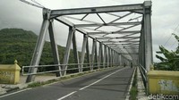 Septiana ditemukan tenggelam di Sungai Opak bawah Jembatan Kretek Bantul. (Foto: Usman Hadi/detikcom)
