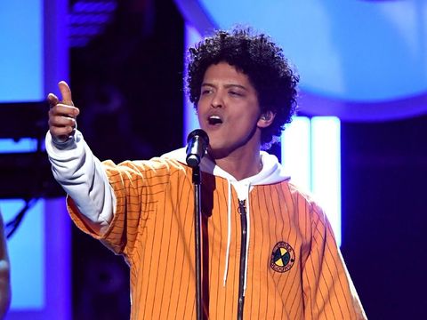 Bruno Mars Ngamuk Lagunya di Daftar Berlirik Cabul, Sidang Ratna Sarumpaet