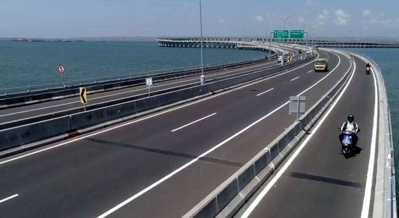 Motor masuk tol. Foto: Istimewa/Jasamarga Bali Tol Motor masuk tol. Foto: Istimewa/Jasamarga Bali Tol