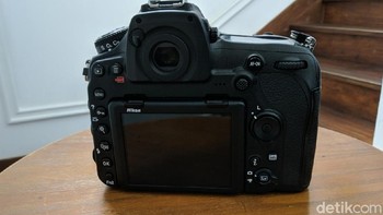 Kamera ini bisa merekam video dalam resolusi 4K. Atau ketika membuat timelapse mampu mendukung hingga 8K. (Foto: detikINET/Adi Fida Rahman)