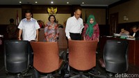 Gamawan bersaksi bersama mantan Sekjen Kemendagri Diah Anggraeni.
