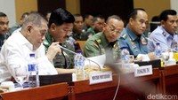 Rapat kerja antara Panglima TNI dan Menhan berlangsung tertutup. Ini berdasarkan kesepakatan peserta rapat.