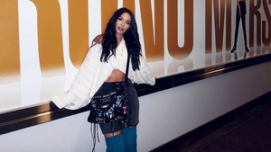Jessica Caban ternyata lebih tua 3 tahun dari Bruno Mars. Foto: Instagram