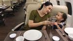 Anak Mona Ratuliu Ini Gemesin Banget Kalau Lagi Makan!