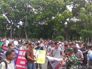 Kemenhub Bakal Pidanakan Calo Uji KIR Taksi Online