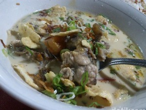 Mumpung Baru Gajian, Enaknya Jajan Sop Kambing Malam Ini