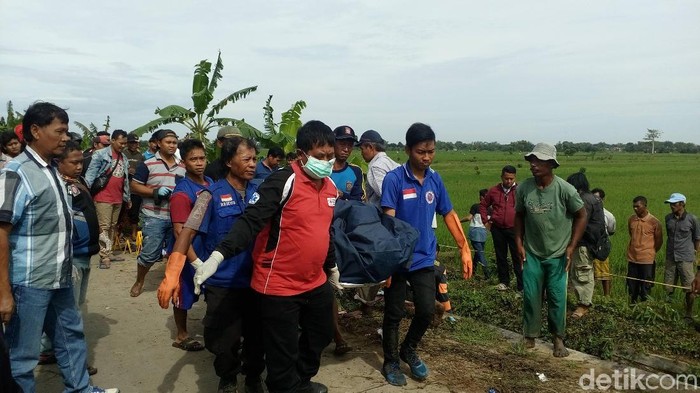 Ini Identitas Mayat Pemuda Ditemukan di Parit dengan Luka Bacok