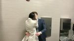 Potret Romantis Pasangan yang Mendadak Menikah di Toilet