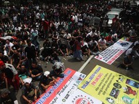 Fakta Seputar Demo Sopir Taksi Online di Kemenhub