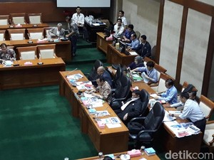 Dirut Inalum, PLN, Pertamina dan PGN Kumpul di Komisi VI