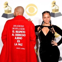 Wajah polosnya tampak glowy dan segar meskipun tidak memakai makeup sedikit pun. Foto: Getty Images