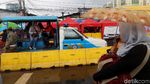 Mobil Satpol PP Jadi Pengganti Angkutan Umum di Tanah Abang