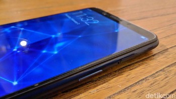 Sisi kanan dan kiri terdapat tombol. (Foto: detikINET/Adi Fida Rahman)