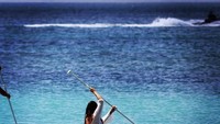 Dilihat detikTravel dari Instagram pribadinya, Jessica Caban banyak bersantai di pantai. (officialjessicacaban/Instagram)