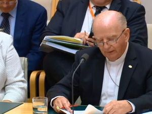 Uskup Australia Khawatir Pemeluk Katolik Dianggap Agen Vatikan