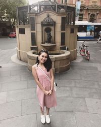 Ayu Ting Ting dan Koleksi Sepatu Bermerek 