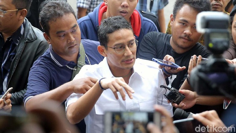 PKL di Jl Jatibaru akan Dipindah, Sandi Enggan Beri Tahukan Lokasinya PKL di Jl Jatibaru akan Dipindah, Sandi Enggan Beri Tahukan Lokasinya