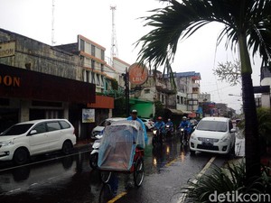 Hujan Deras Landa Yogya, BMKG Keluarkan Peringatan Dini Cuaca Ekstrem