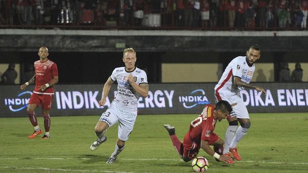 Bali United dan Madura United menjadi tim paling produktif di babak penyisihan.