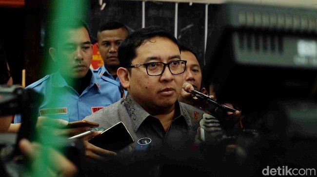 Fadli Zon Sindir (Lagi) Sri Mulyani