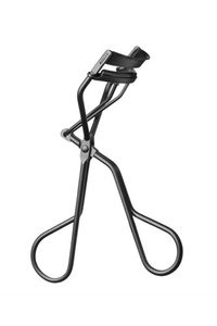 5 Pelentik Bulu Mata Favorit Makeup Artist Ternama