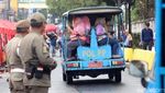 Mobil Satpol PP Jadi Pengganti Angkutan Umum di Tanah Abang