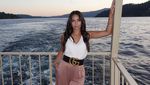 Foto: Pacar Bruno Mars yang Suka Traveling