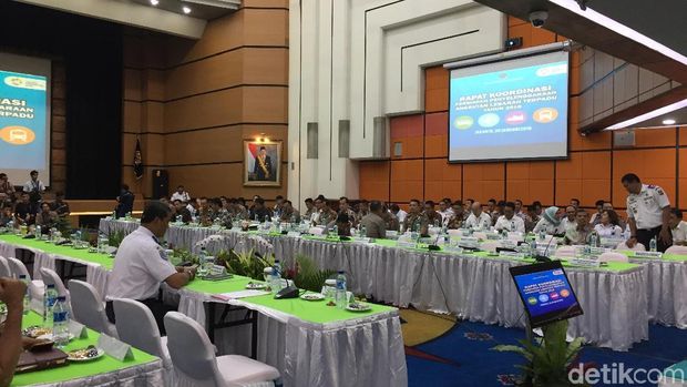  Rakor persiapan angkutan lebaran di kantor Kemenhub, Selasa (30/1/2018)