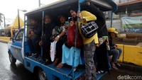 Hal itu dilakukan pasca PT Transportasi Jakarta (TransJakarta) menyatakan layanan bus gratis Tanah Abang Explorer dihentikan sementara oleh pemprov DKI Jakarta.