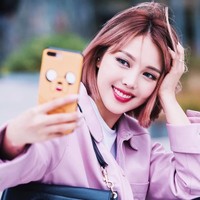 Pony memang dikenal sebagai vlogger kecantikan dan influencer terkenal di Korea. Melalui akun YouTube Pony Syndrome ia memiliki jumlah subscriber 3,5 juta lebih. Selain itu, Pony juga memiliki jumlah pengikut 4,6 juta lebih. Foto: Instagram