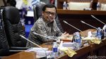Menristek Dikti Raker dengan Komisi VII DPR