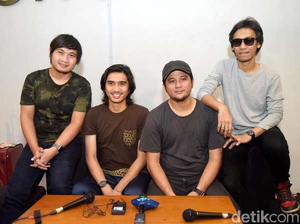 Pernah Pakai Kaus yang Menghina Sheila On 7, ini Kata Edi