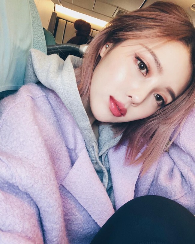 Sosoknya pun pernah menjadi sorotan ketika dirinya didapuk sebagai makeup artist CL, penyanyi, penari dan rapper populer asal Korea Selatan. Foto: Instagram